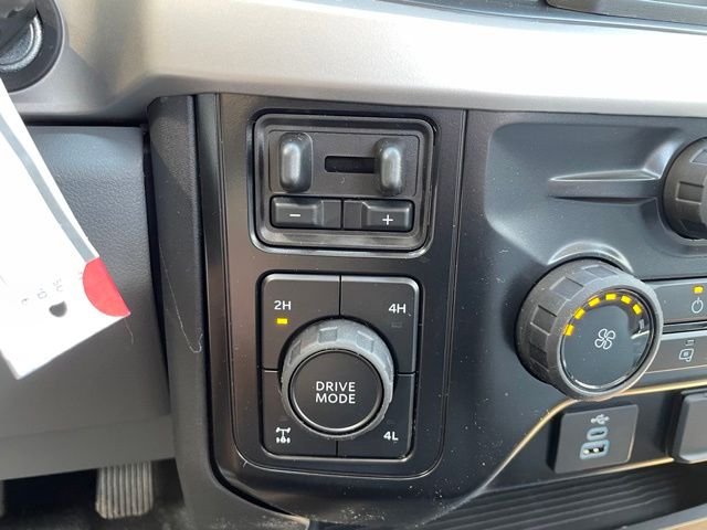 New 2026 Oxford White Ford F-250® XL image 27