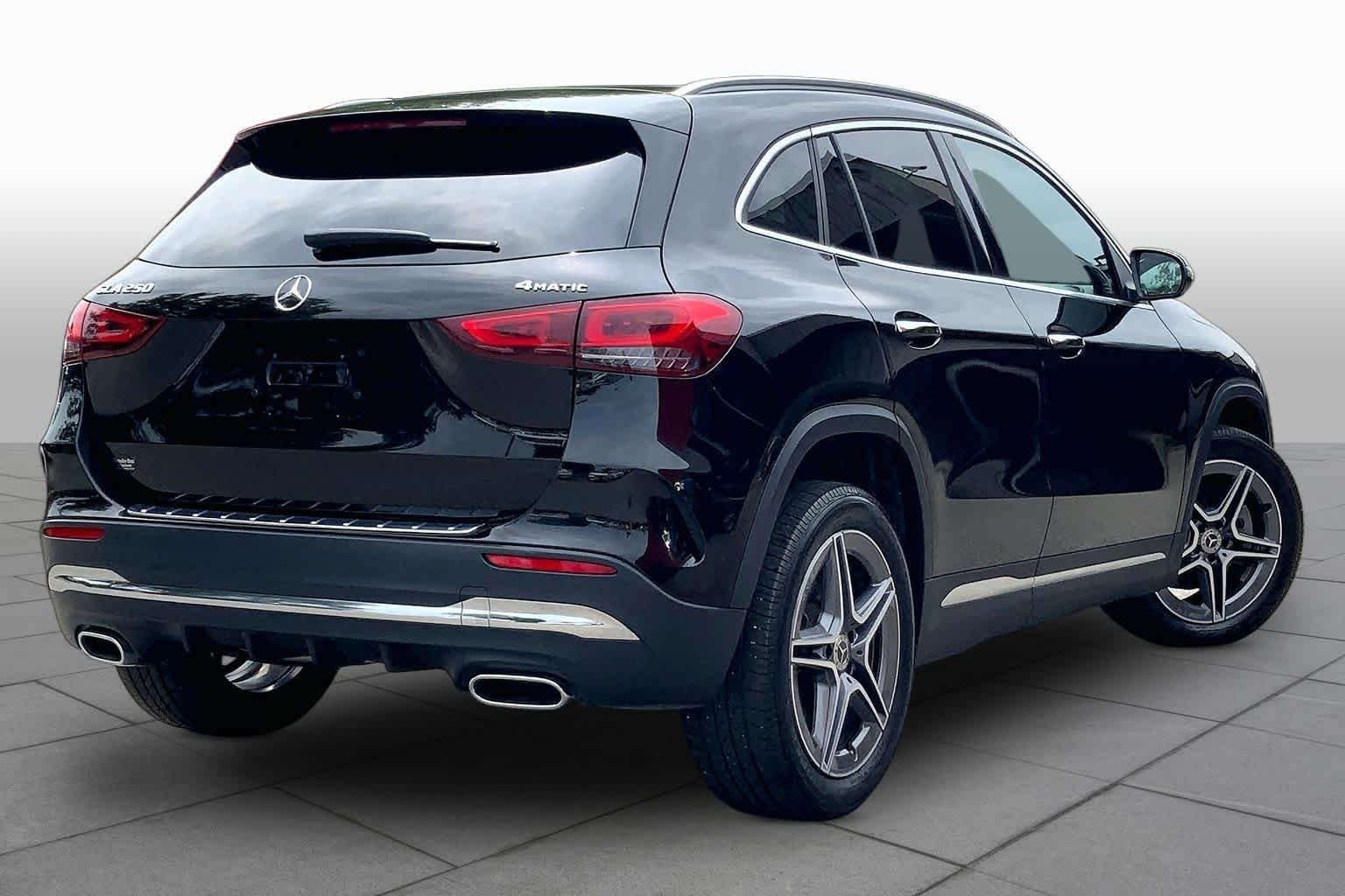 Used 2023 Night Black Mercedes-Benz GLA 250 image 13