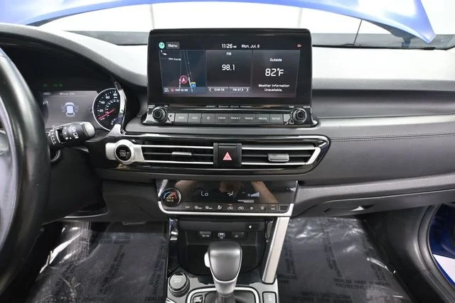 Used 2021 Blue Kia SX image 27