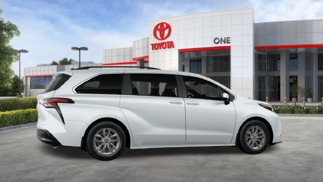 New 2026 Wind Chill Pearl <sup>1</sup> Toyota  XLE image 14