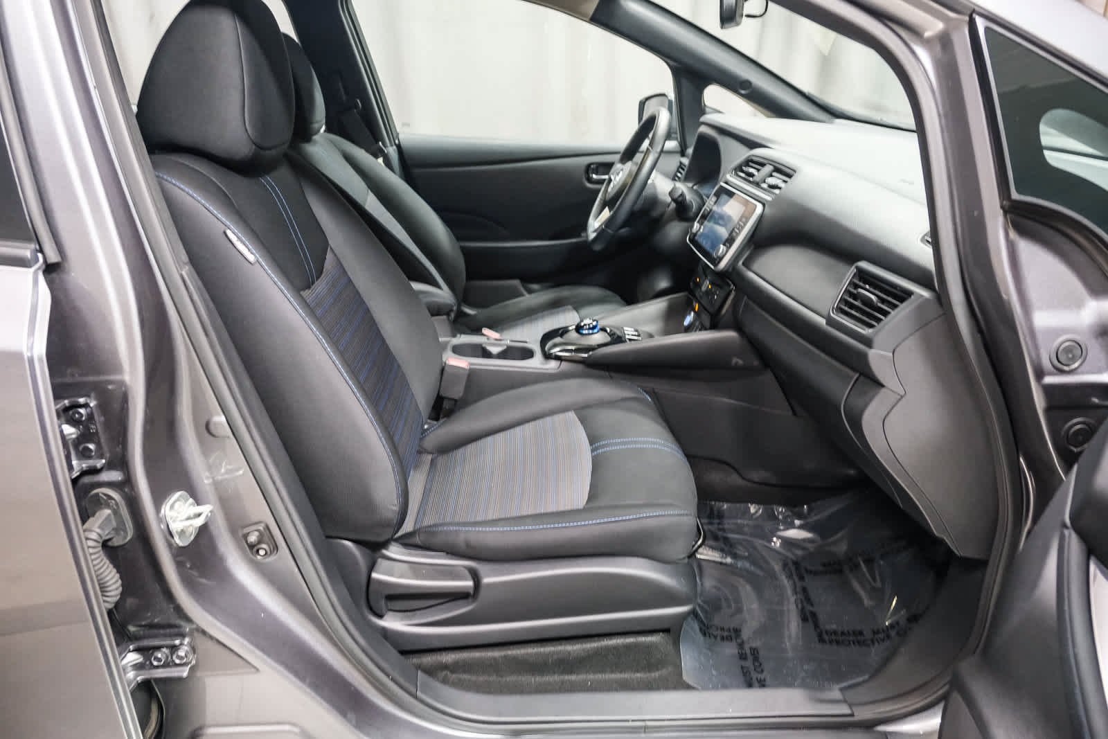 Used 2020 Gun Metallic Nissan SV image 18