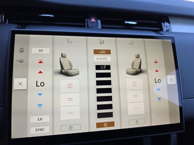 New 2026 Fuji White LAND ROVER  image 17