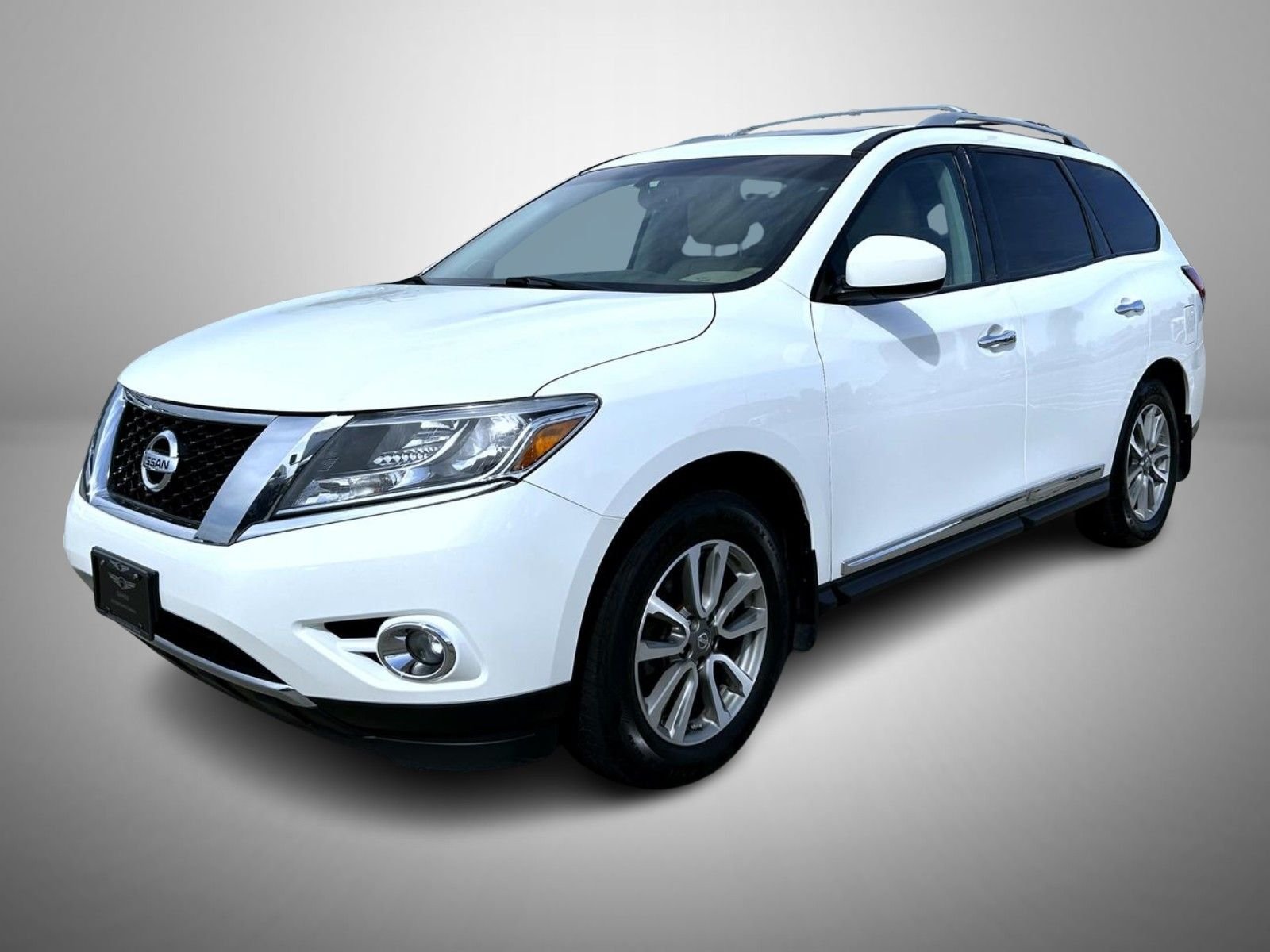 2013 Nissan Pathfinder SL 4WD's photo