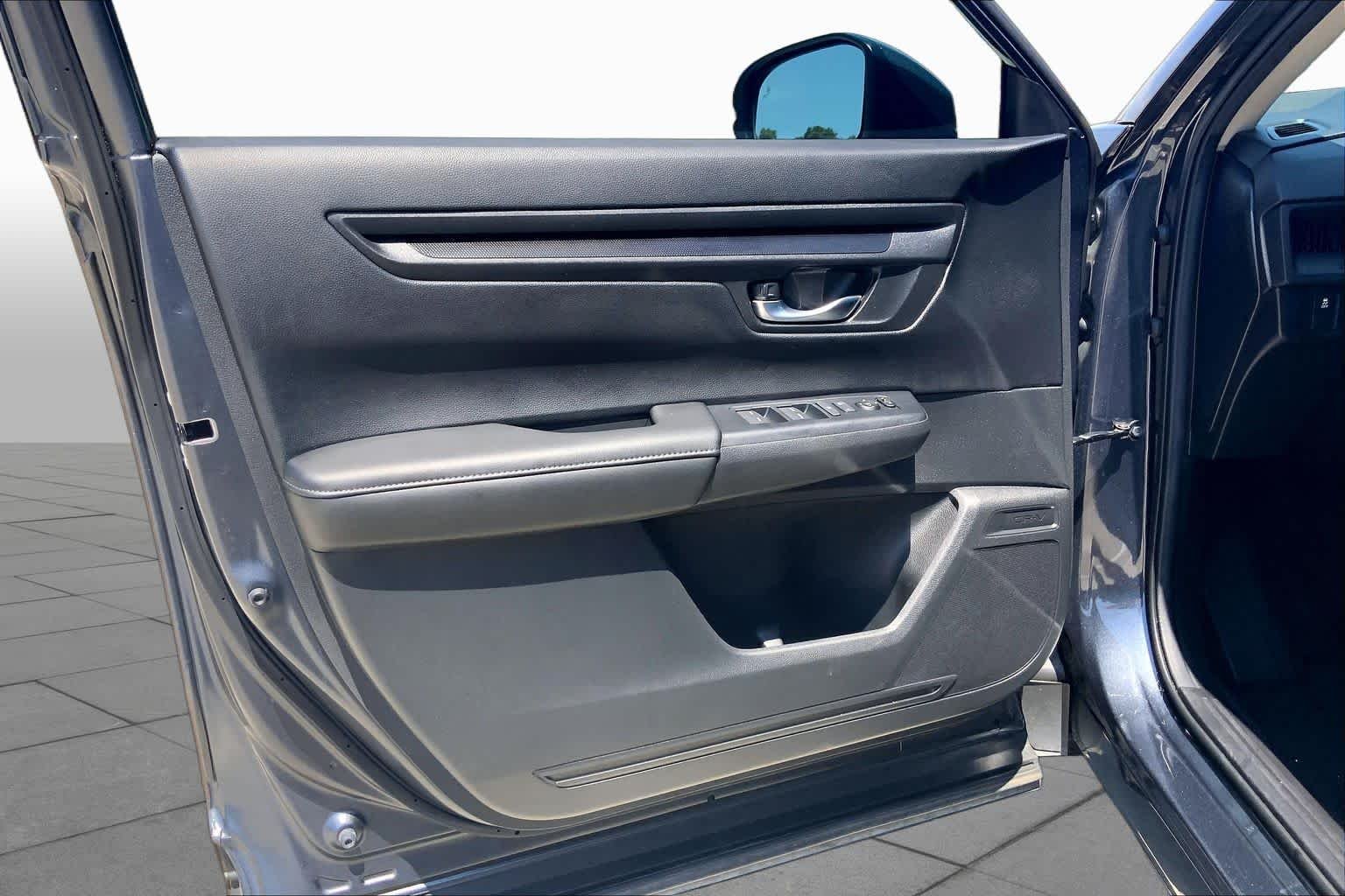 Used 2025 Meteorite Gray Metallic Honda EX image 21