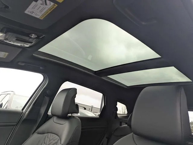 New 2026 Glacial White Pearl Kia X-Pro Prestige image 19
