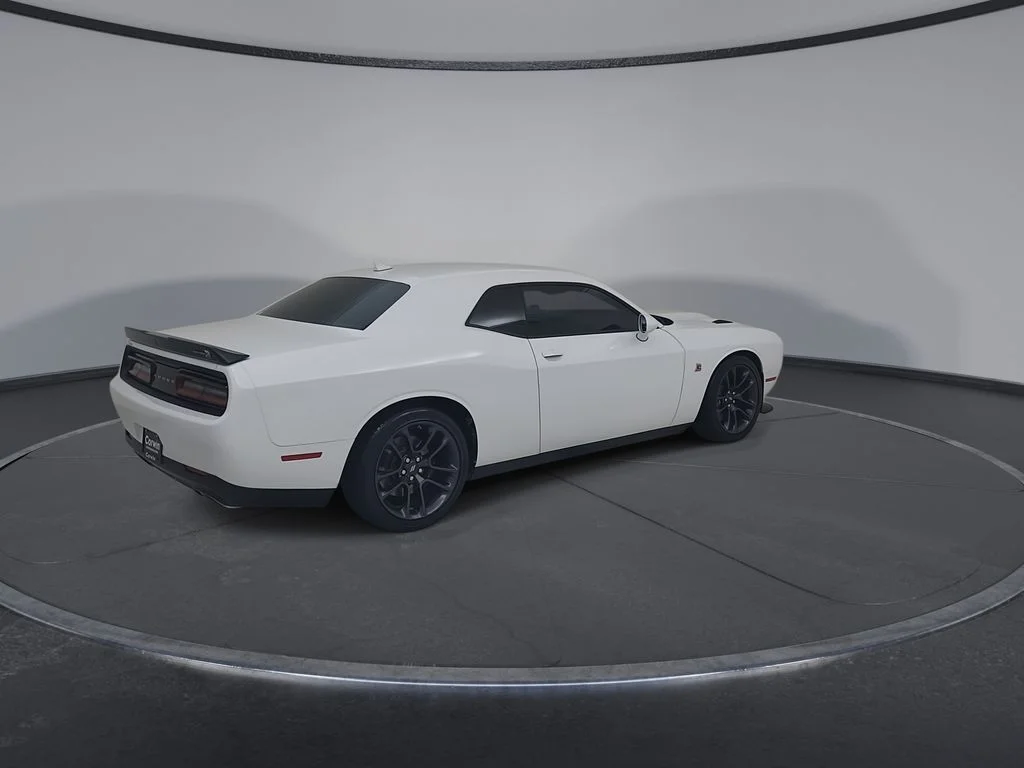Used 2022 White Dodge R/T Scat Pack image 17