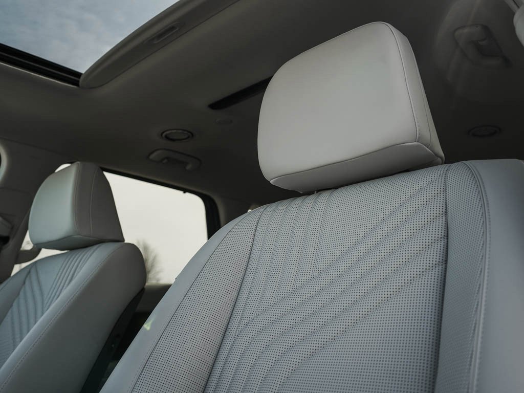 New 2026 Ecotronic Gray Pearl Hyundai SEL Premium 8P AWD image 21