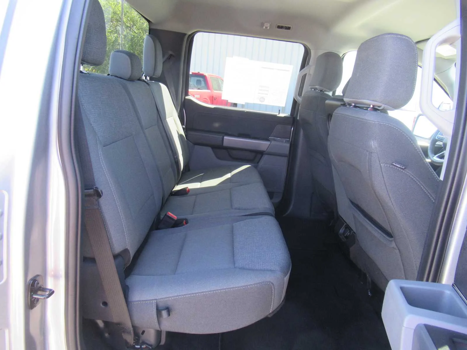 Certified Used 2025 Iconic Silver Ford XLT image 15