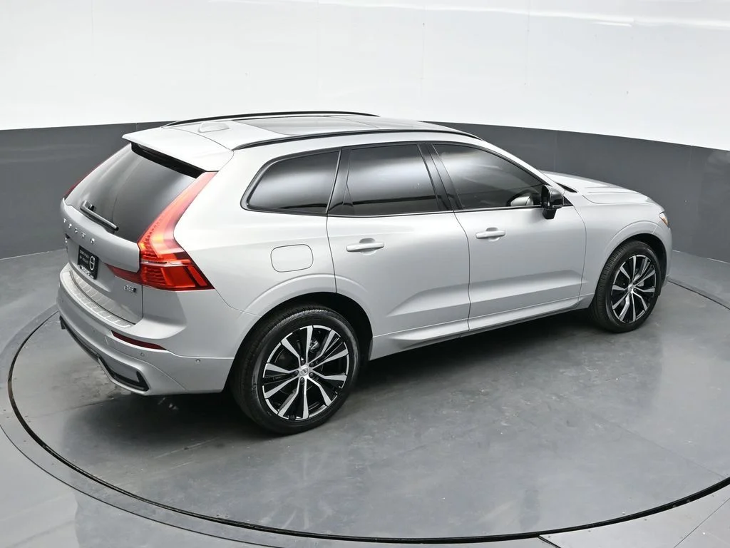 Certified Used 2023 Silver Dawn Volvo Plus image 32