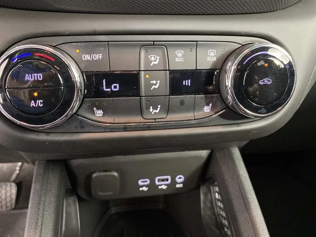 Used 2023 Gray Chevrolet LT image 23