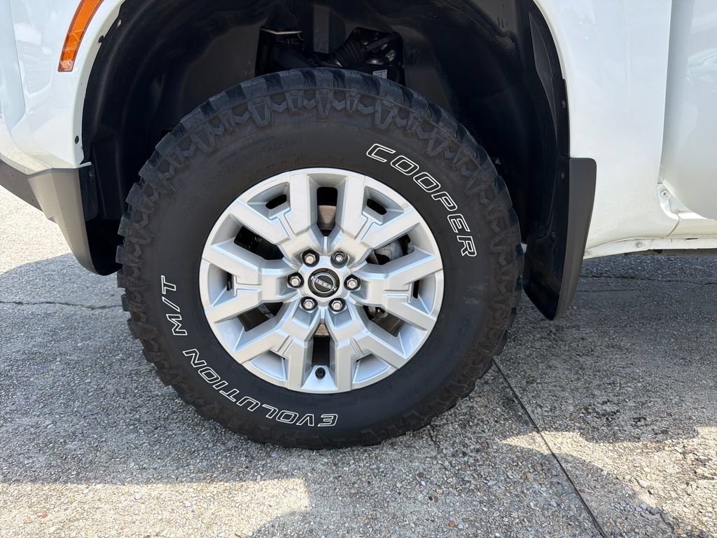 2022 Nissan Frontier SV - Photo 28
