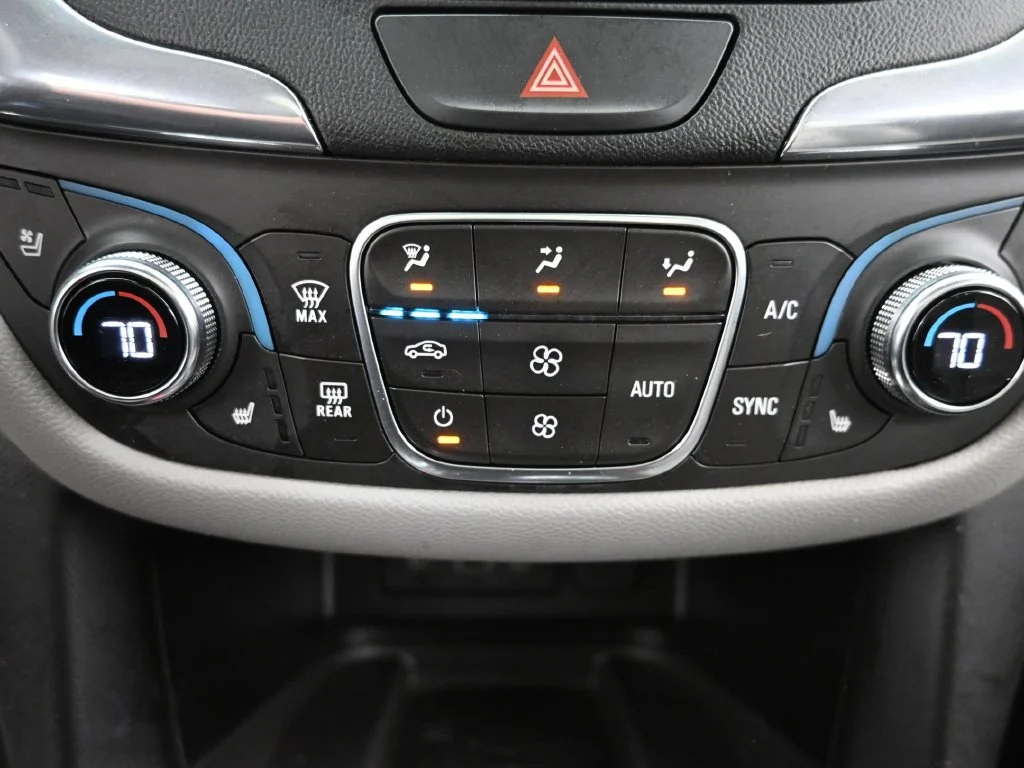 Used 2019 Beige Chevrolet Premier image 22