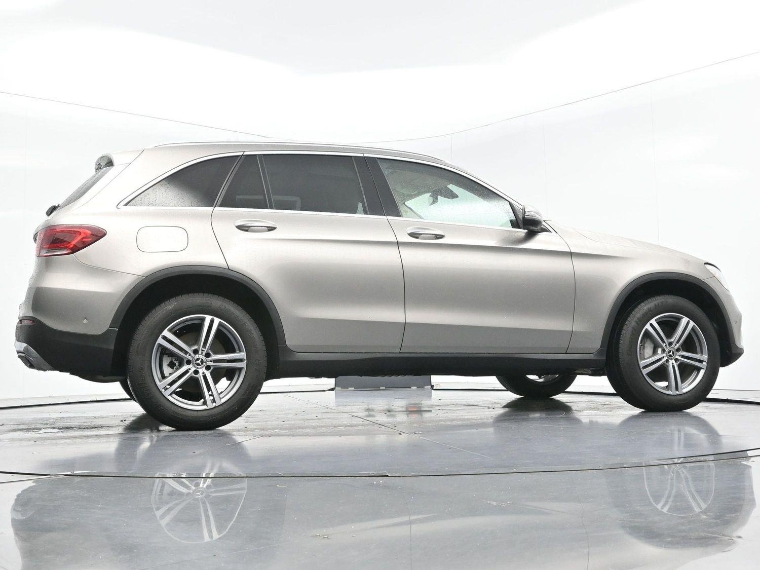 Used 2021 Mojave Silver Metallic Mercedes-Benz GLC 300 image 54