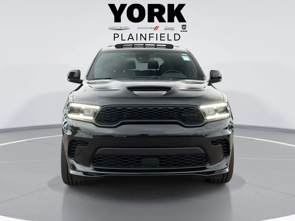 New 2026 Diamond Black Clear-Coat Exterior Paint Dodge GT Plus HEMI V8 image 2