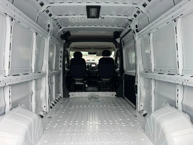 New 2026 Bright White Clear-Coat Exterior Paint RAM High Roof image 17