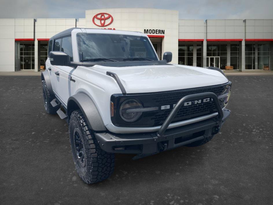 Used 2023 Oxford White Ford Wildtrak image 3