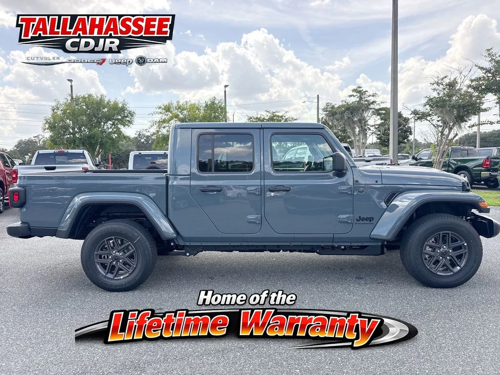 New 2026 Anvil Clear-Coat Exterior Paint Jeep Sport S image 2