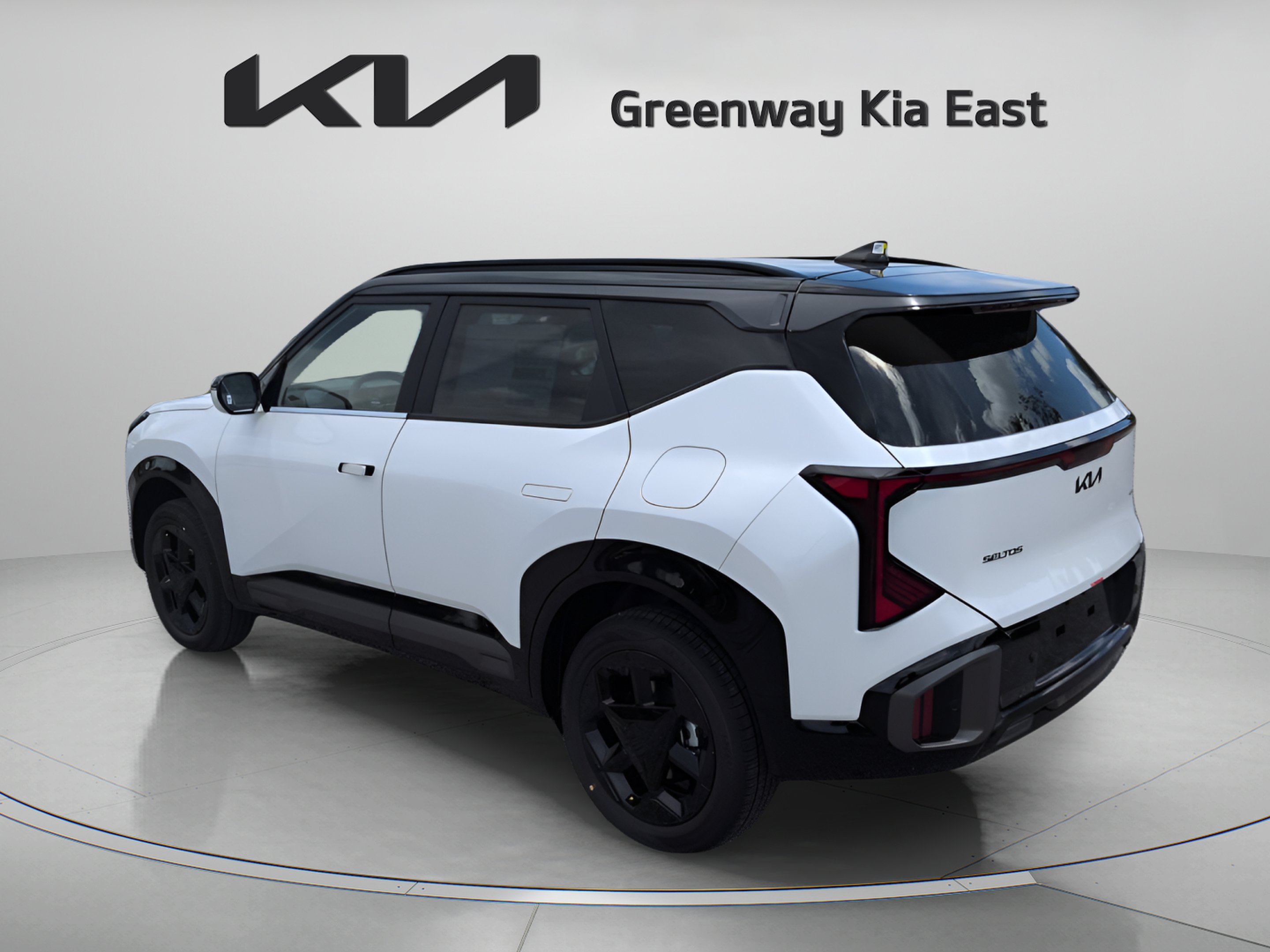 New 2027 Snow White Pearl Kia X-Line S image 7