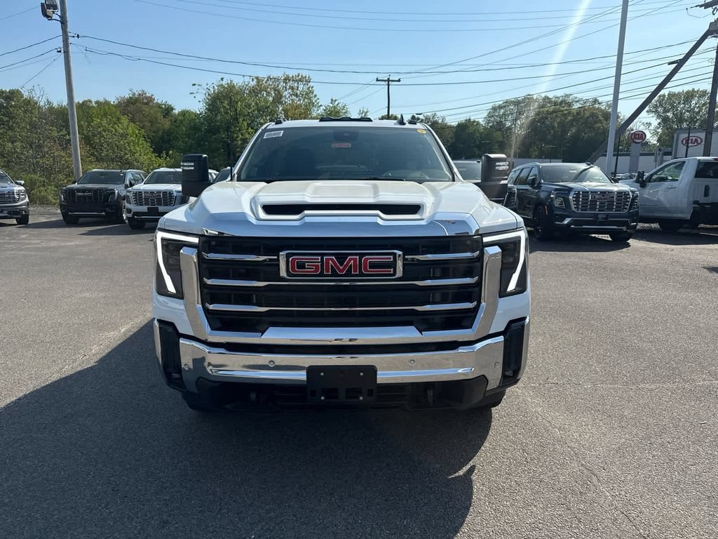 New 2026 Summit White GMC SLE image 9