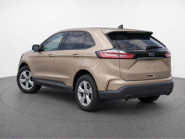Used 2020 Gold Ford SE image 3