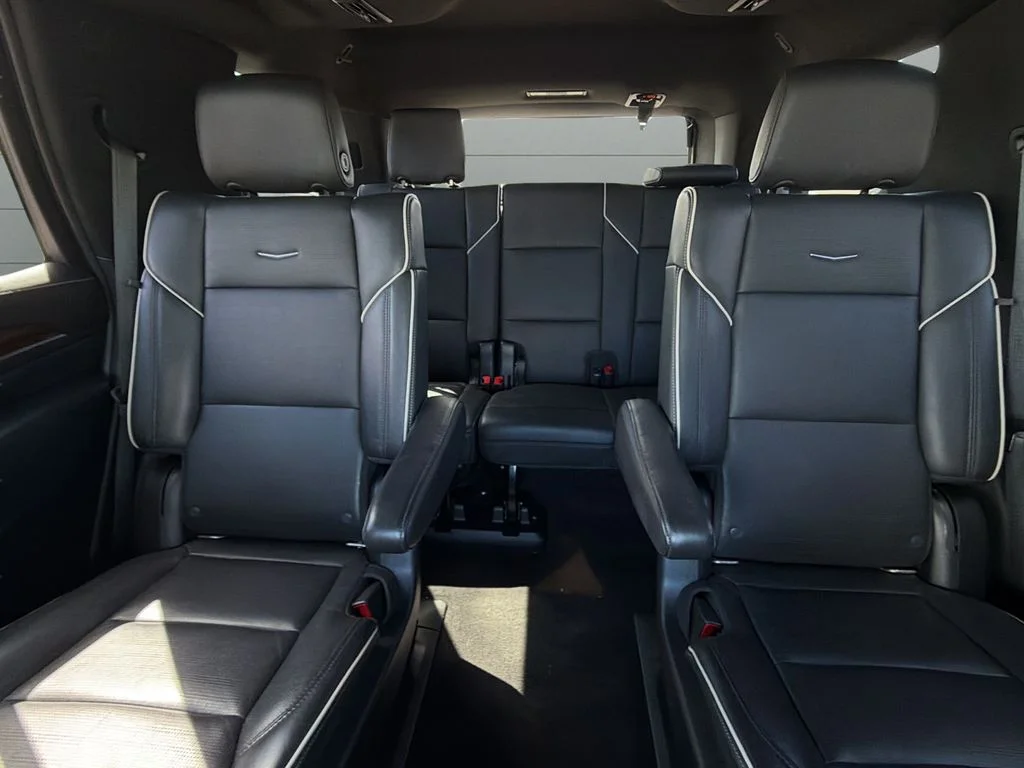 Used 2021 Black Cadillac Sport image 33