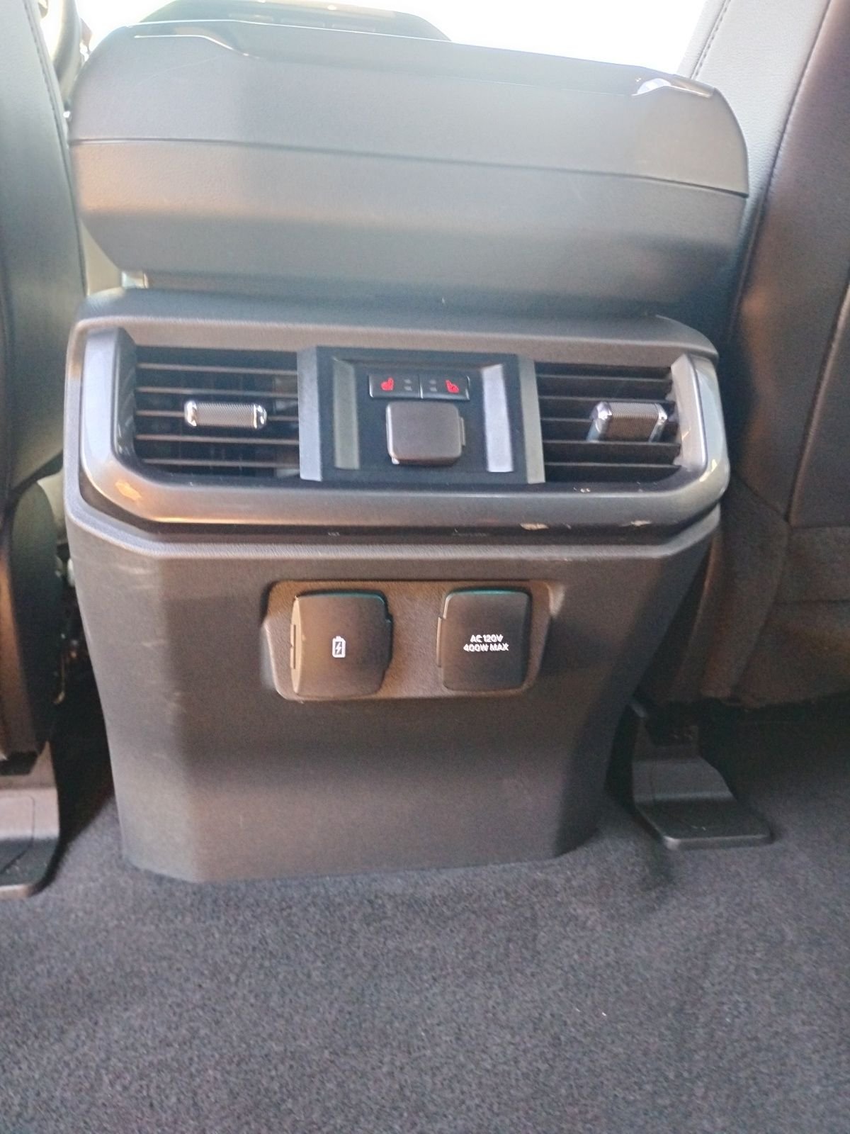 Used 2023 Gray Ford Lariat image 14