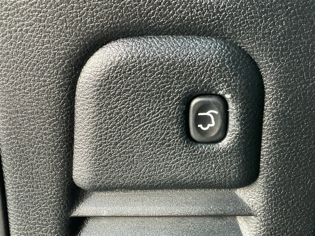 Used 2018 White Dodge GT image 25