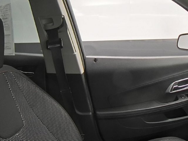 Used 2016 White Chevrolet LT image 34