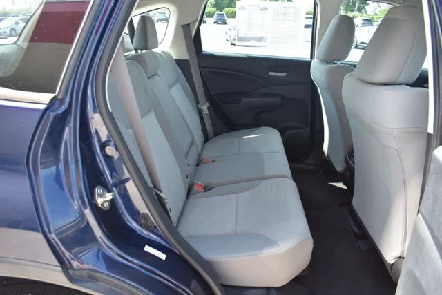 2015 Honda CR-V LX - Photo 16
