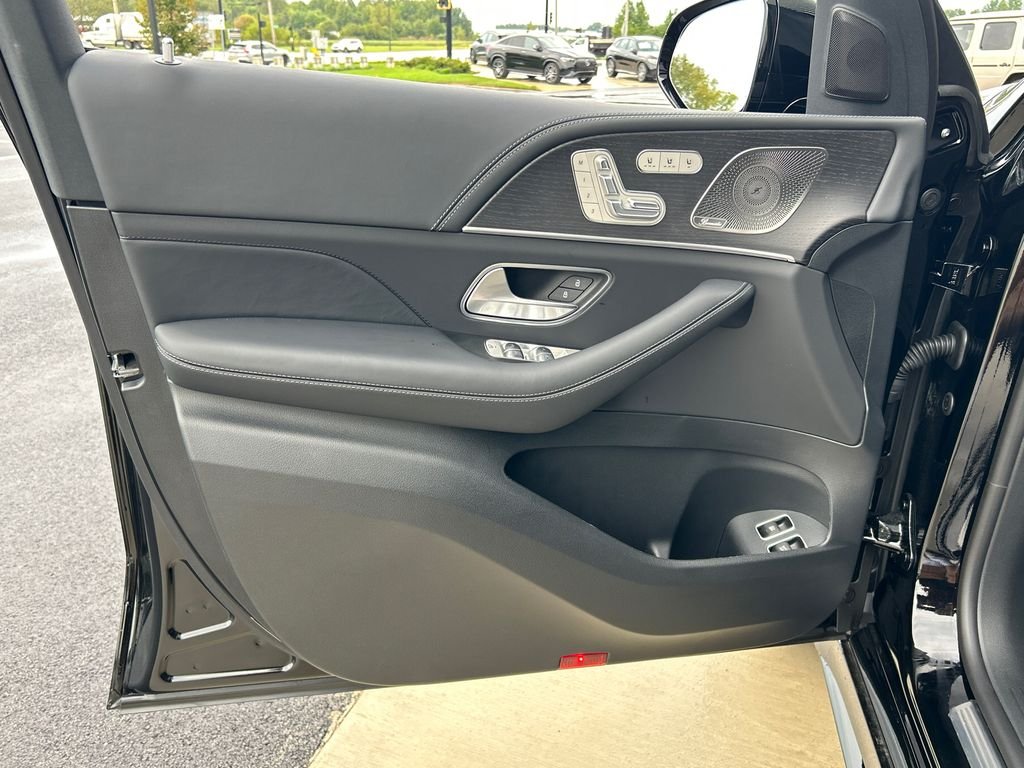 New 2027 Black Mercedes-Benz AMG® GLE 53e 4MATIC+ SUV image 10