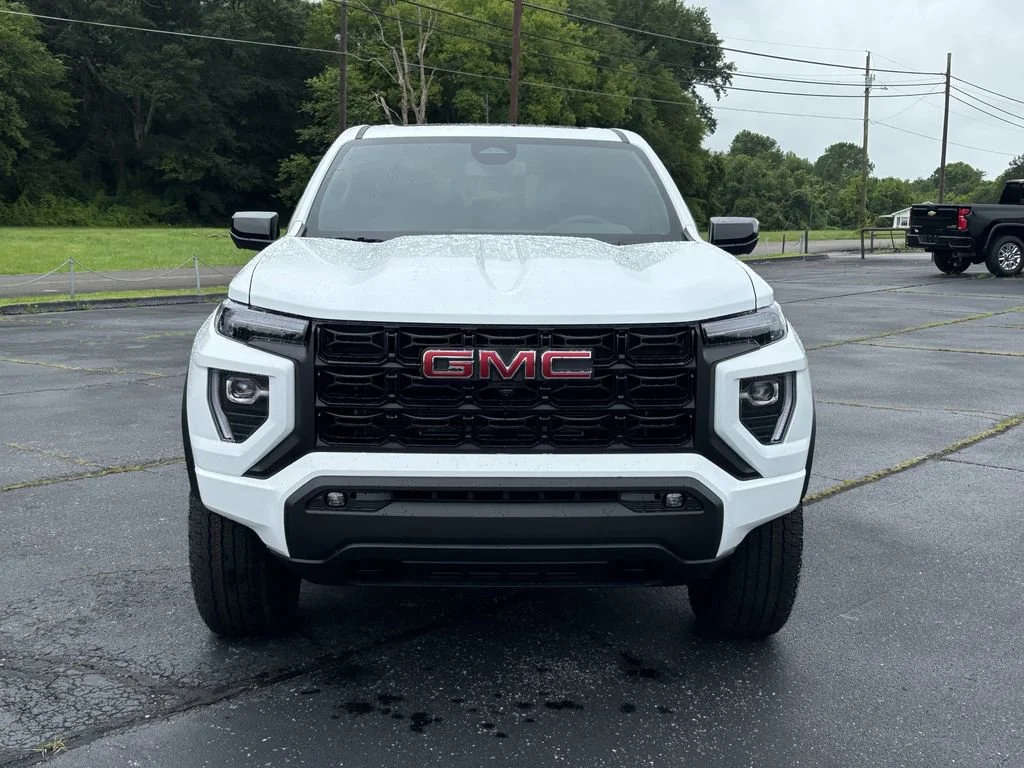 New 2026 Summit White GMC Elevation image 8
