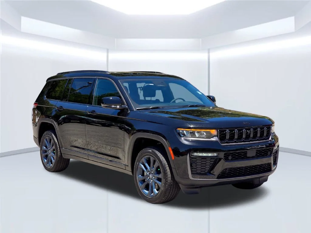 New 2026 Black Jeep  image 16