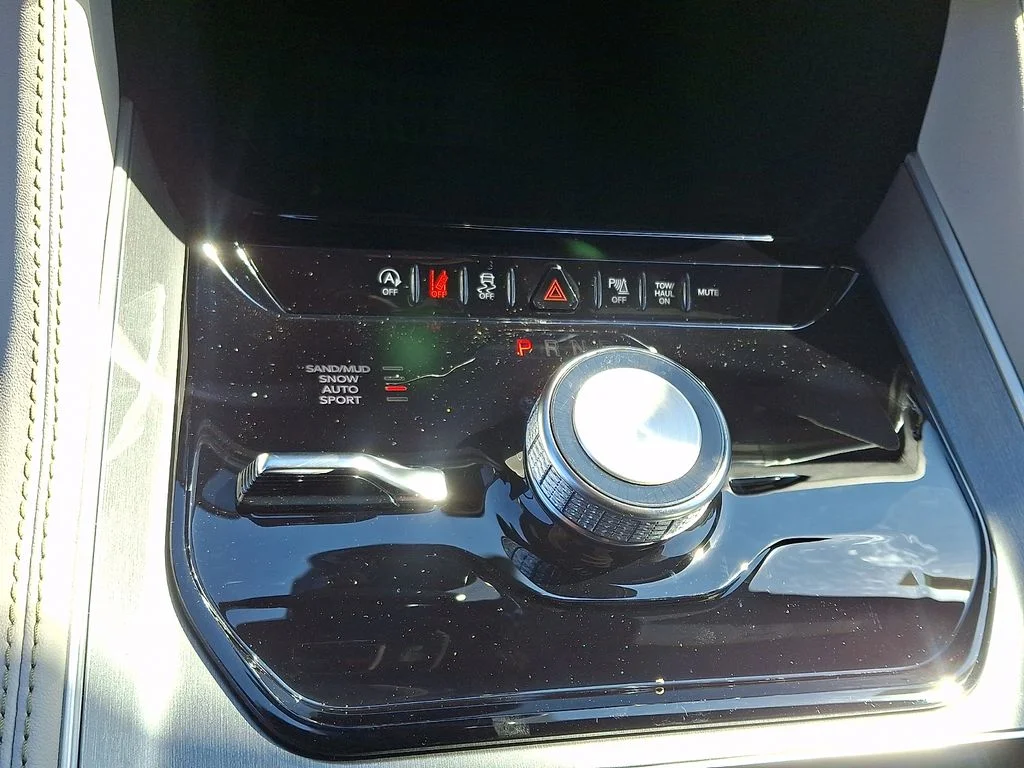 New 2026 Steel Blue Jeep Limited Altitude image 10