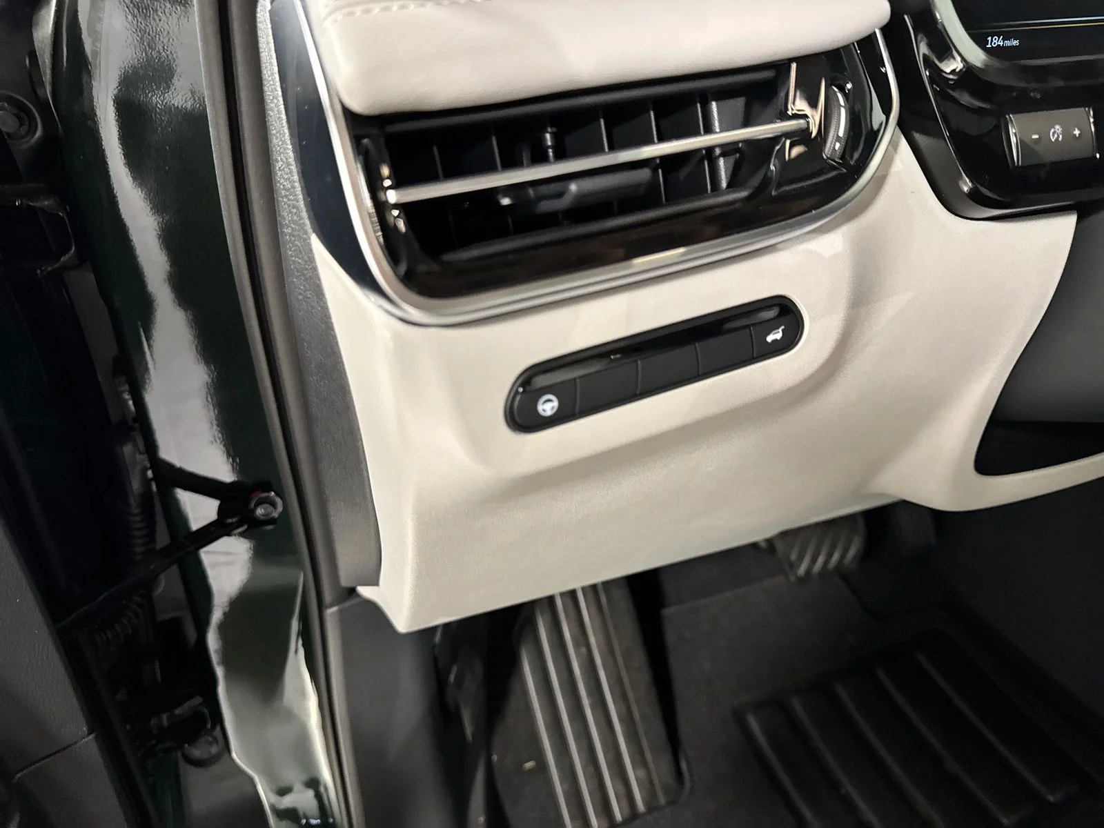 2026 INFINITI QX60 LUXE - Photo 14