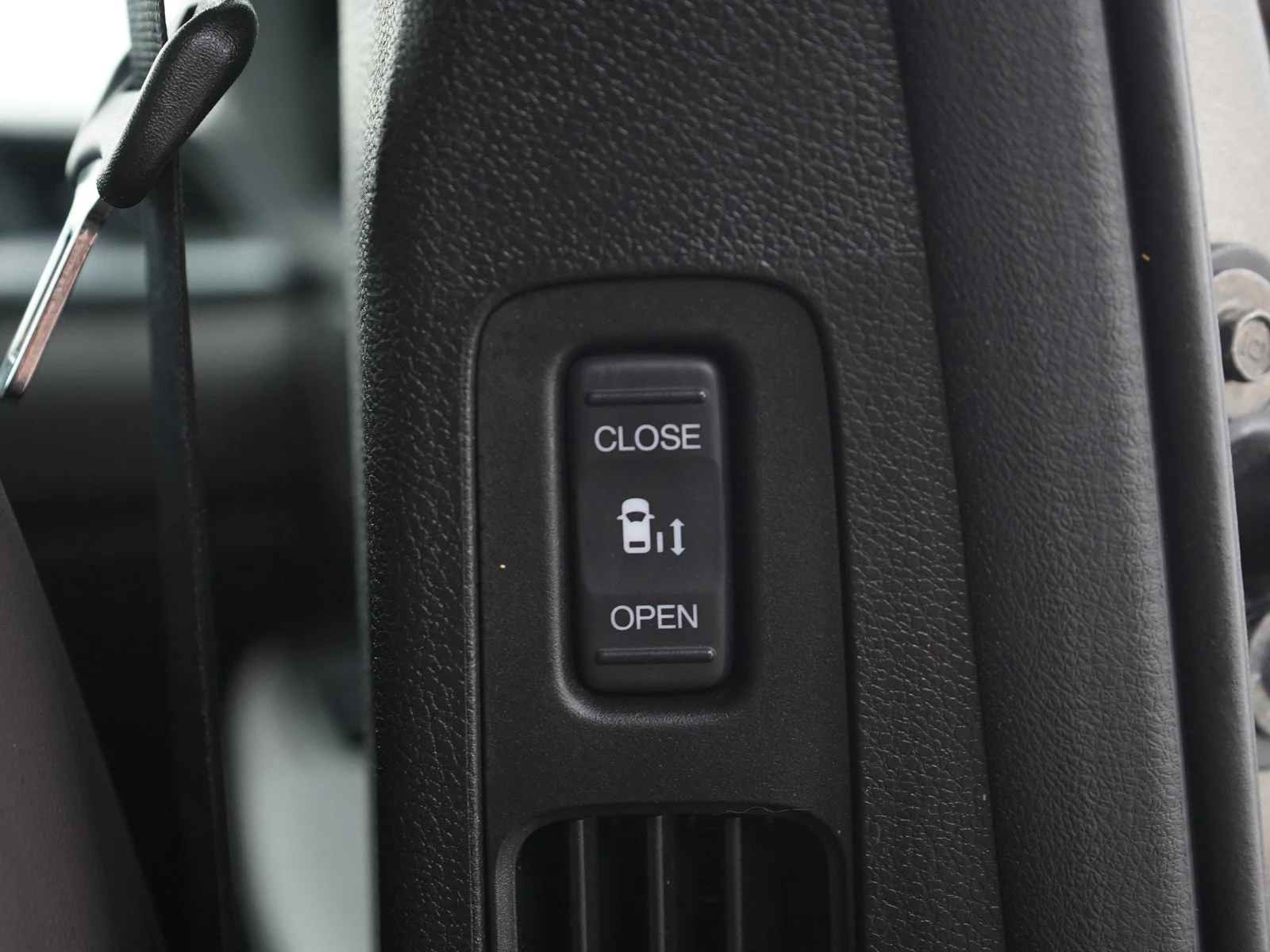 Used 2019 Bronze Honda EX-L image 18