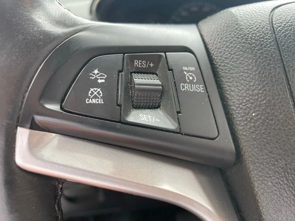 Used 2018 Summit White Chevrolet Premier image 11