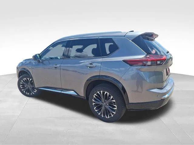 New 2026 Gun Metallic Nissan Platinum image 5