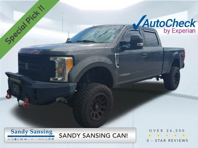 2017 Ford F-250 Lariat 4x4 Crew Cab 6-3/4' Box's photo