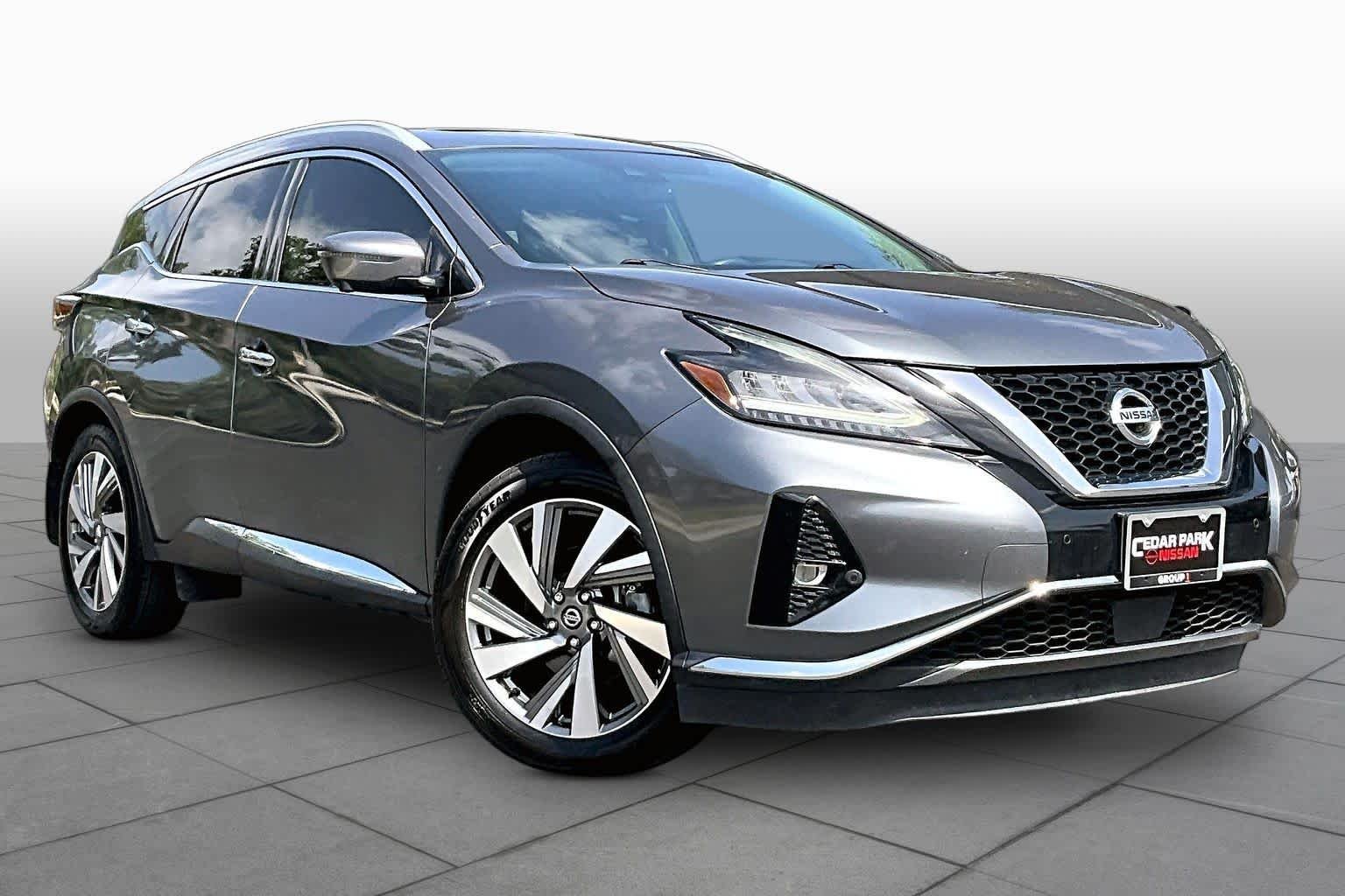 Certified Used 2020 Gun Metallic Nissan SL image 3