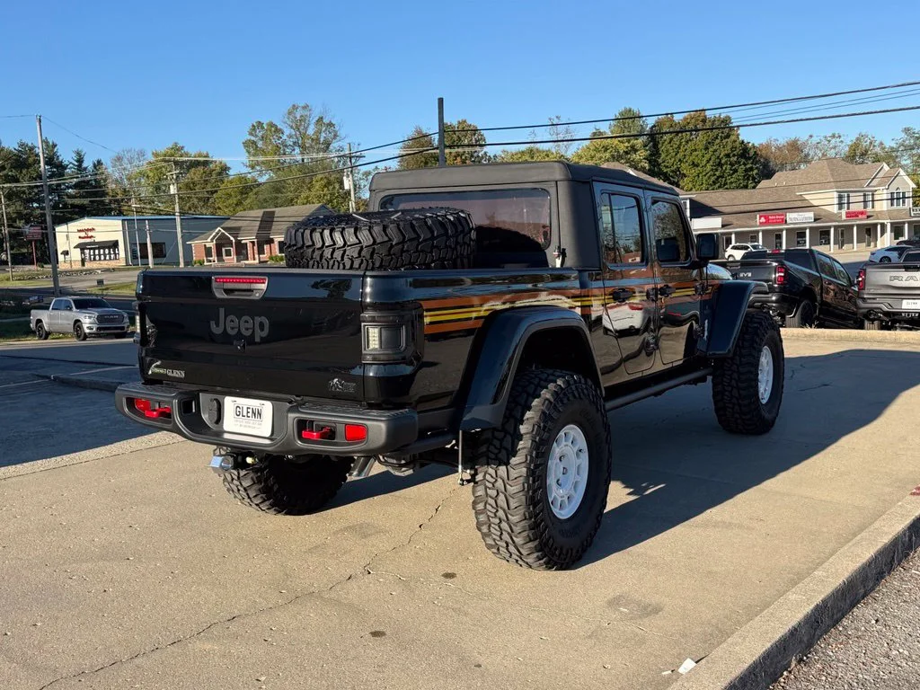 Used 2022 Black Jeep Rubicon image 6