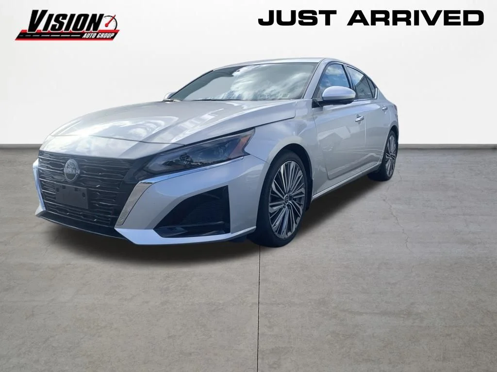 2025 Nissan Altima