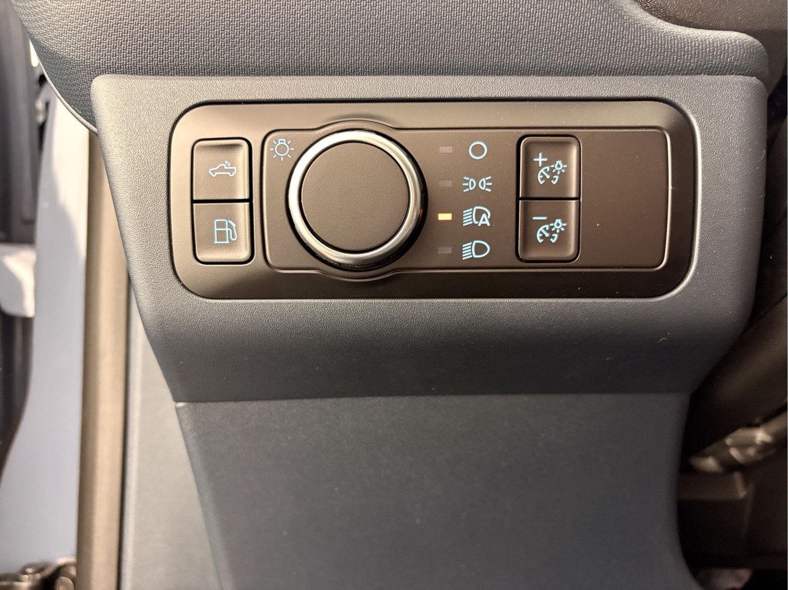 New 2026 Azure Gray Metallic Tri-Coat Ford XLT image 34
