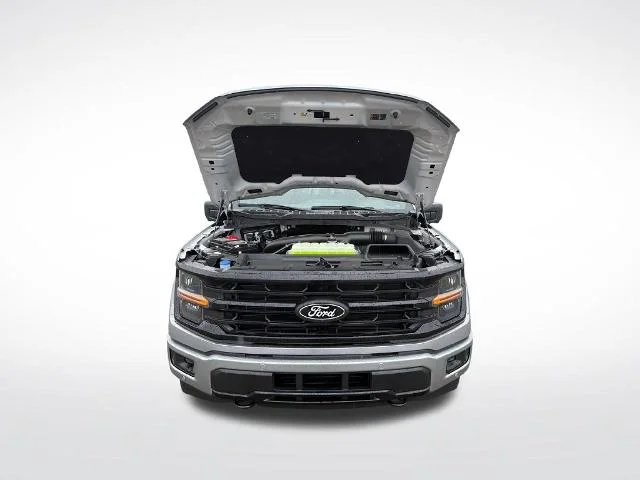 New 2026 Iconic Silver Metallic Ford XLT image 16