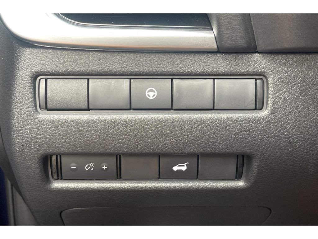 Used 2023 Caspian Blue Metallic Nissan SL image 41