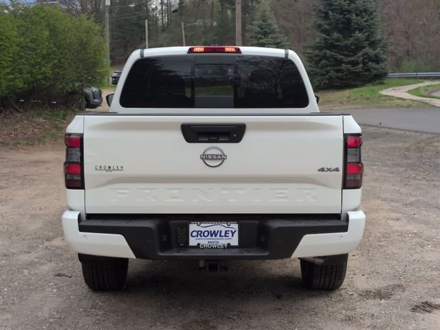 New 2026 Glacier White Nissan Crew Cab SV image 4