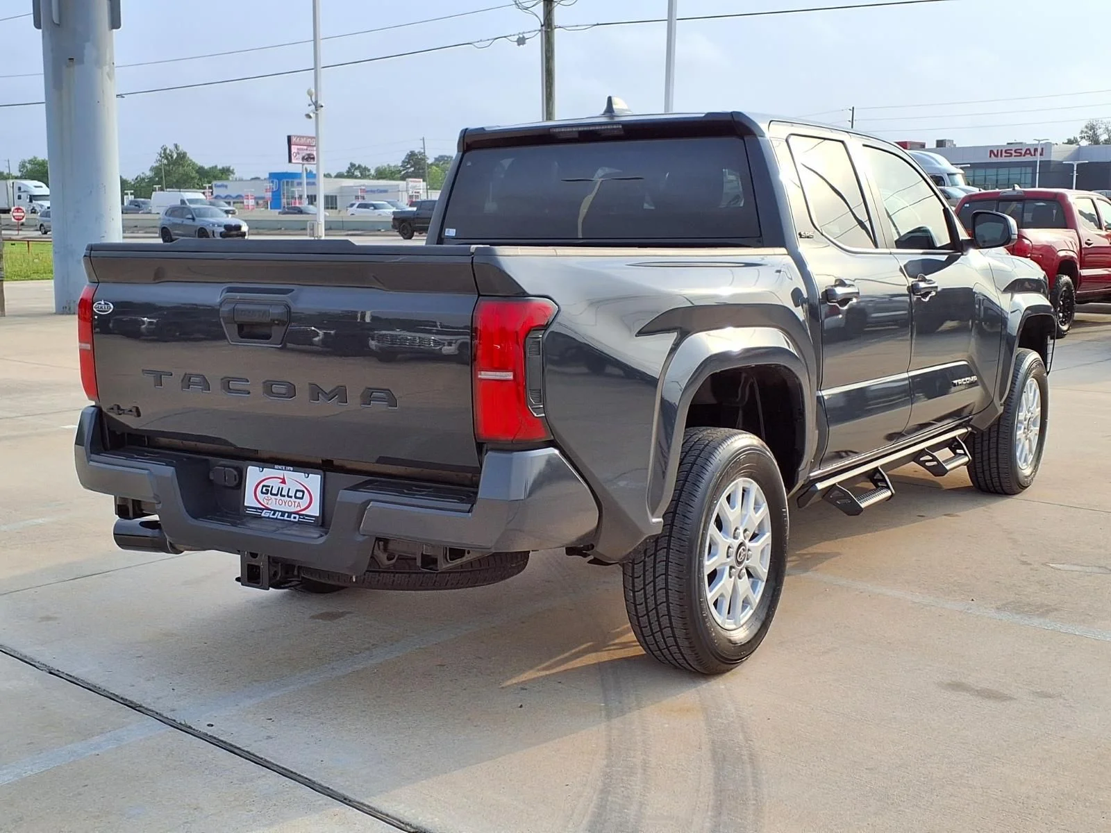 Used 2025  Toyota SR5 image 6