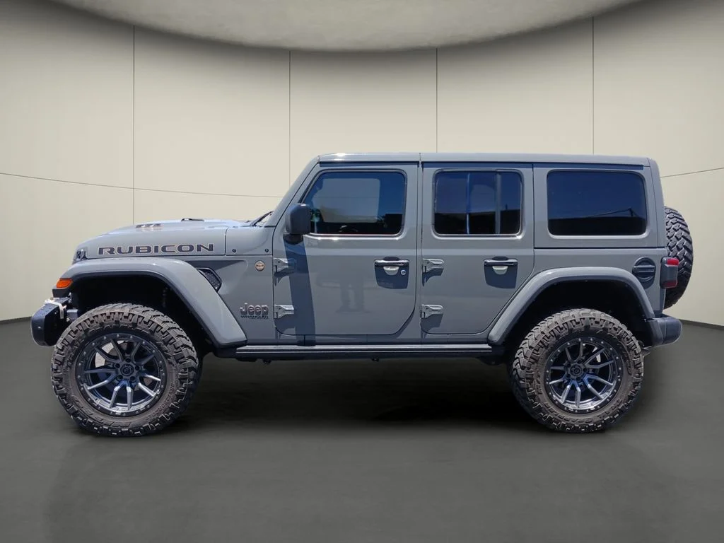 Used 2021 Gray Jeep Unlimited Rubicon 392 image 4