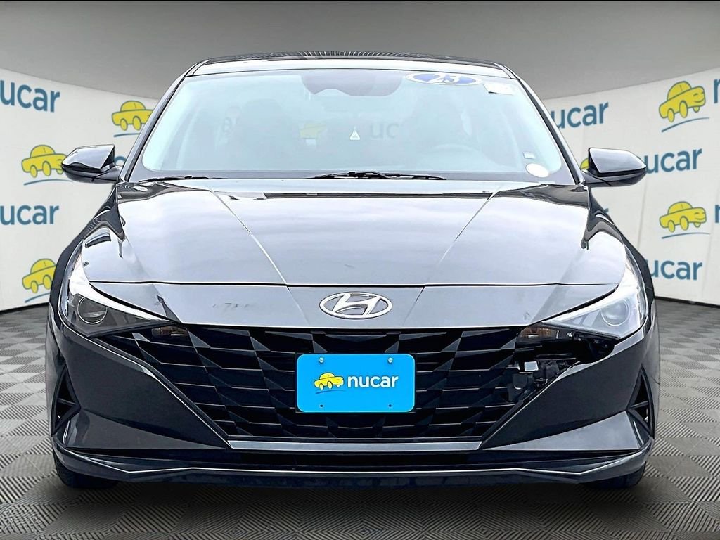 Used 2023 Gray Hyundai SEL image 2