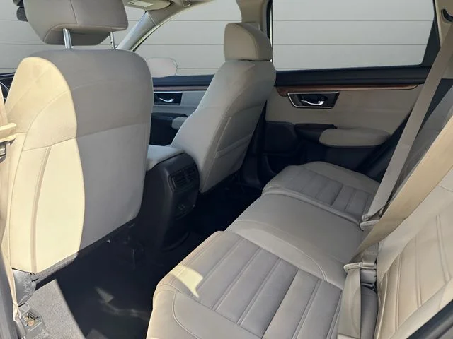 Used 2019 White Honda EX image 19
