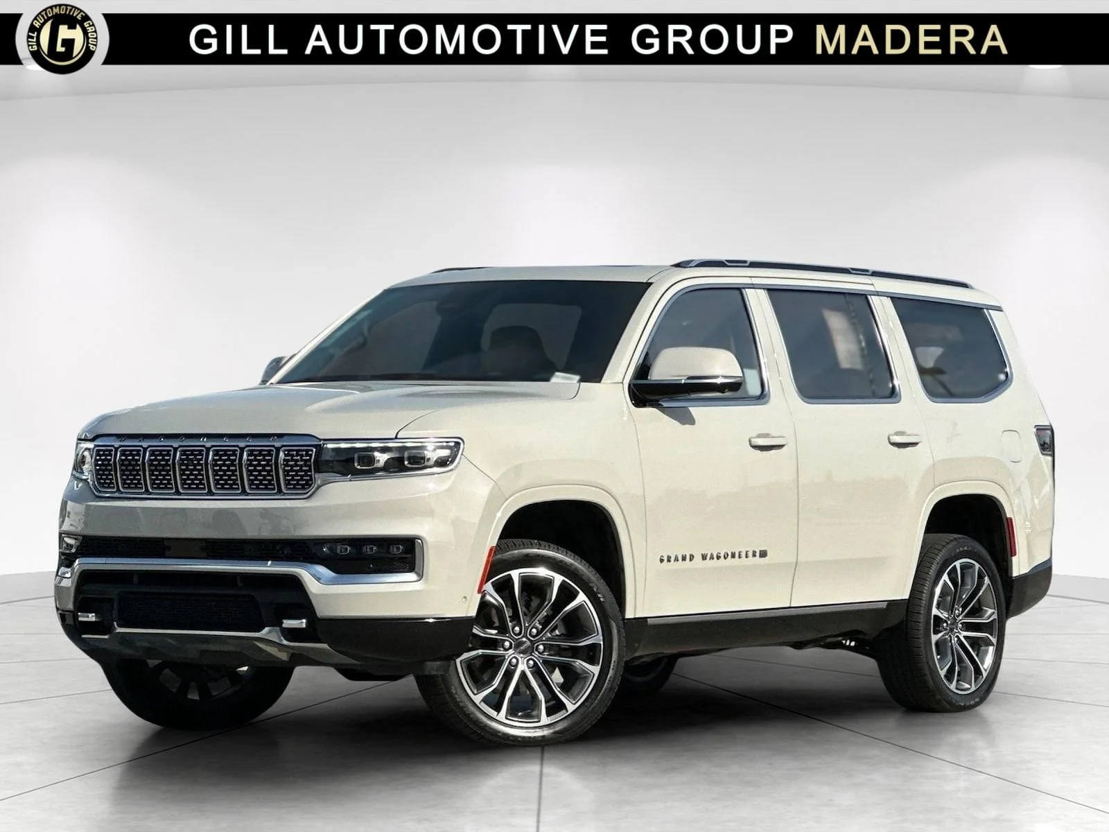 2022 Jeep Grand Wagoneer Series III 4WD's photo